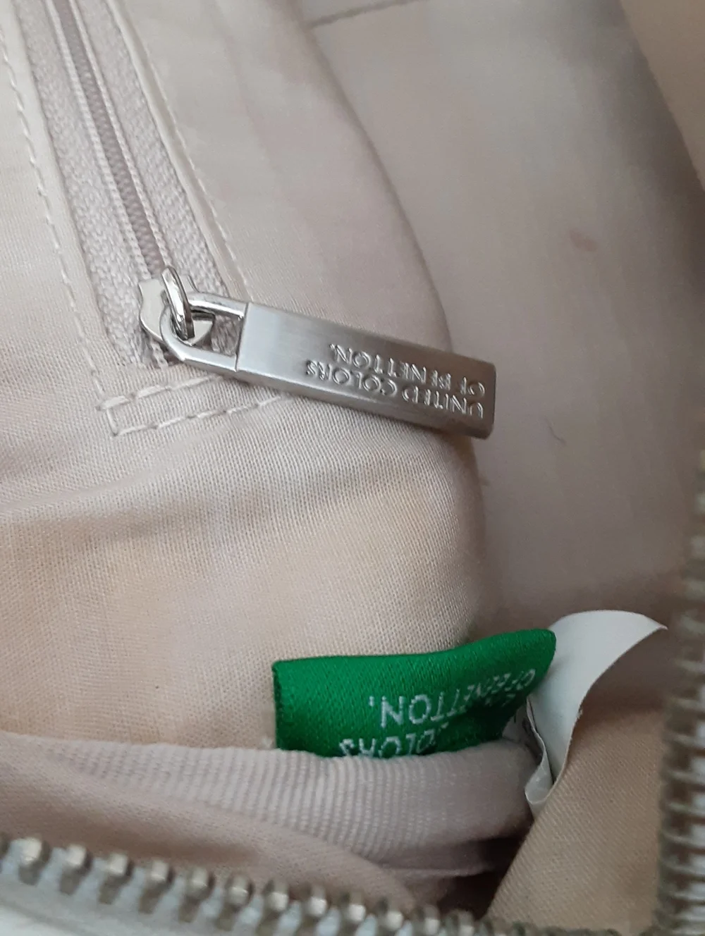 Unit Colors Of Benetton Canvas and Leather Shoulders Bag